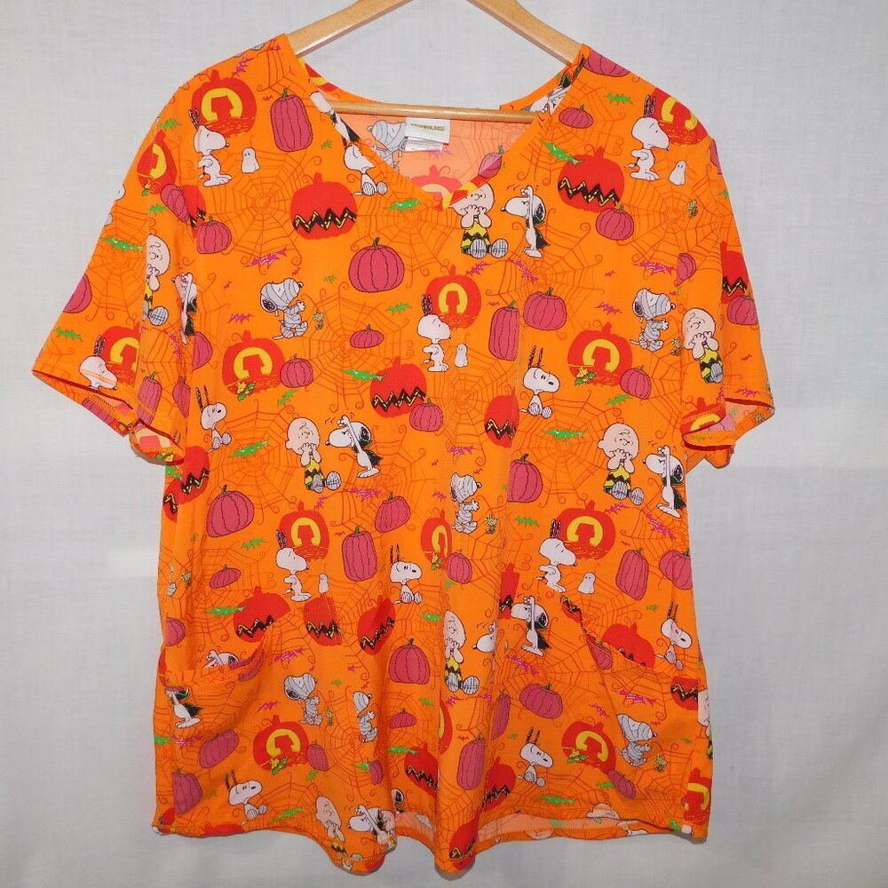 Peanuts Charlie Brown Snoopy Woodstock Orange Halloween Women 2XL Scrub Top